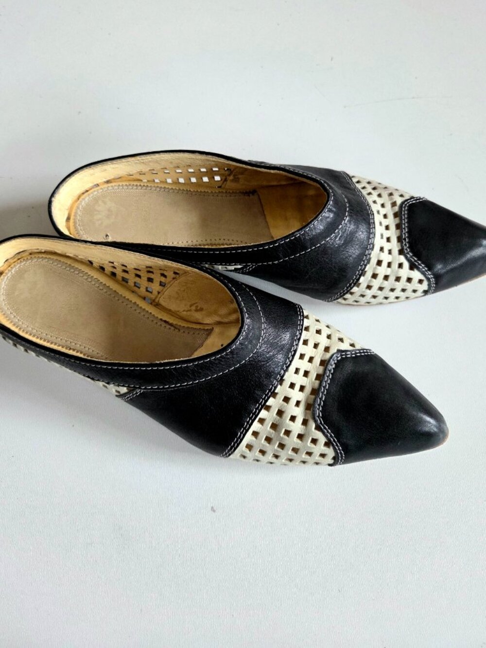Prophecy Our Secret Black White Perforated Slip On Mules Genuine Leather Size 40 - Picture 9 of 11